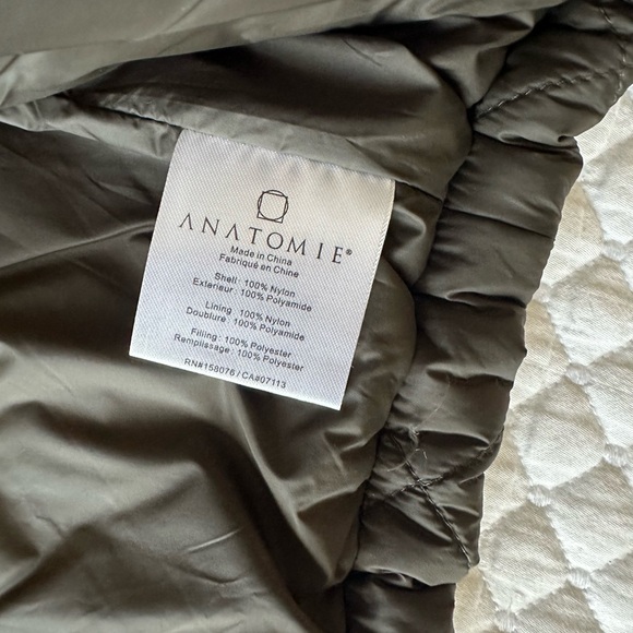 Anatomie NWOT Olive Quilted Jacket - Picture 8 of 9